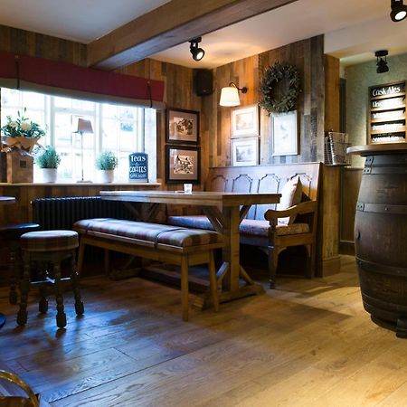 Red Lion Inn Little Budworth Esterno foto