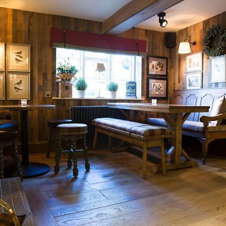 Red Lion Inn Little Budworth Esterno foto