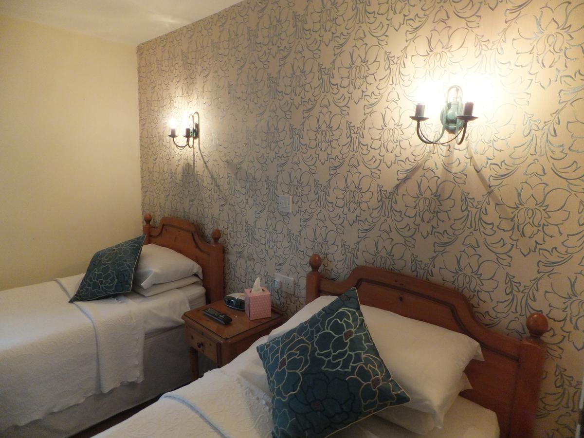 Red Lion Inn Little Budworth Esterno foto