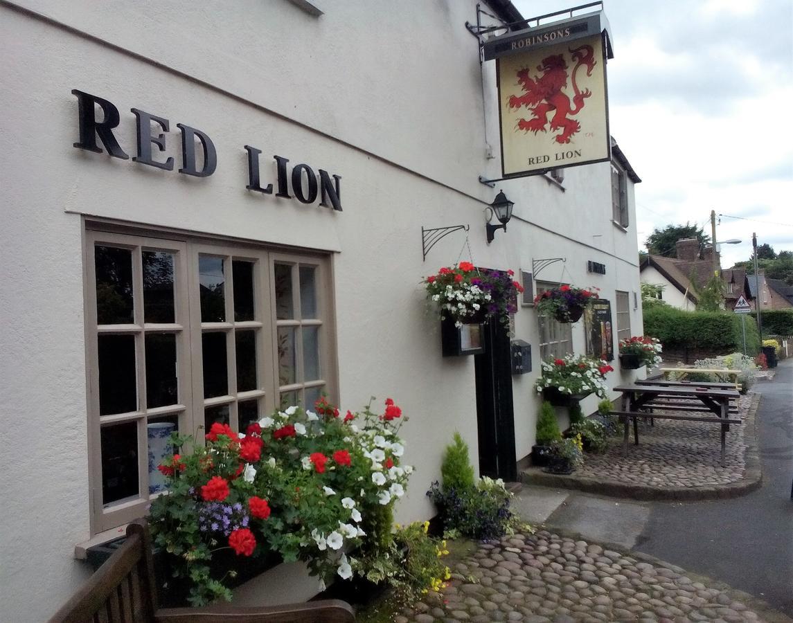 Red Lion Inn Little Budworth Esterno foto