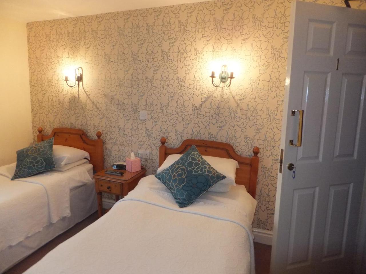 Red Lion Inn Little Budworth Esterno foto