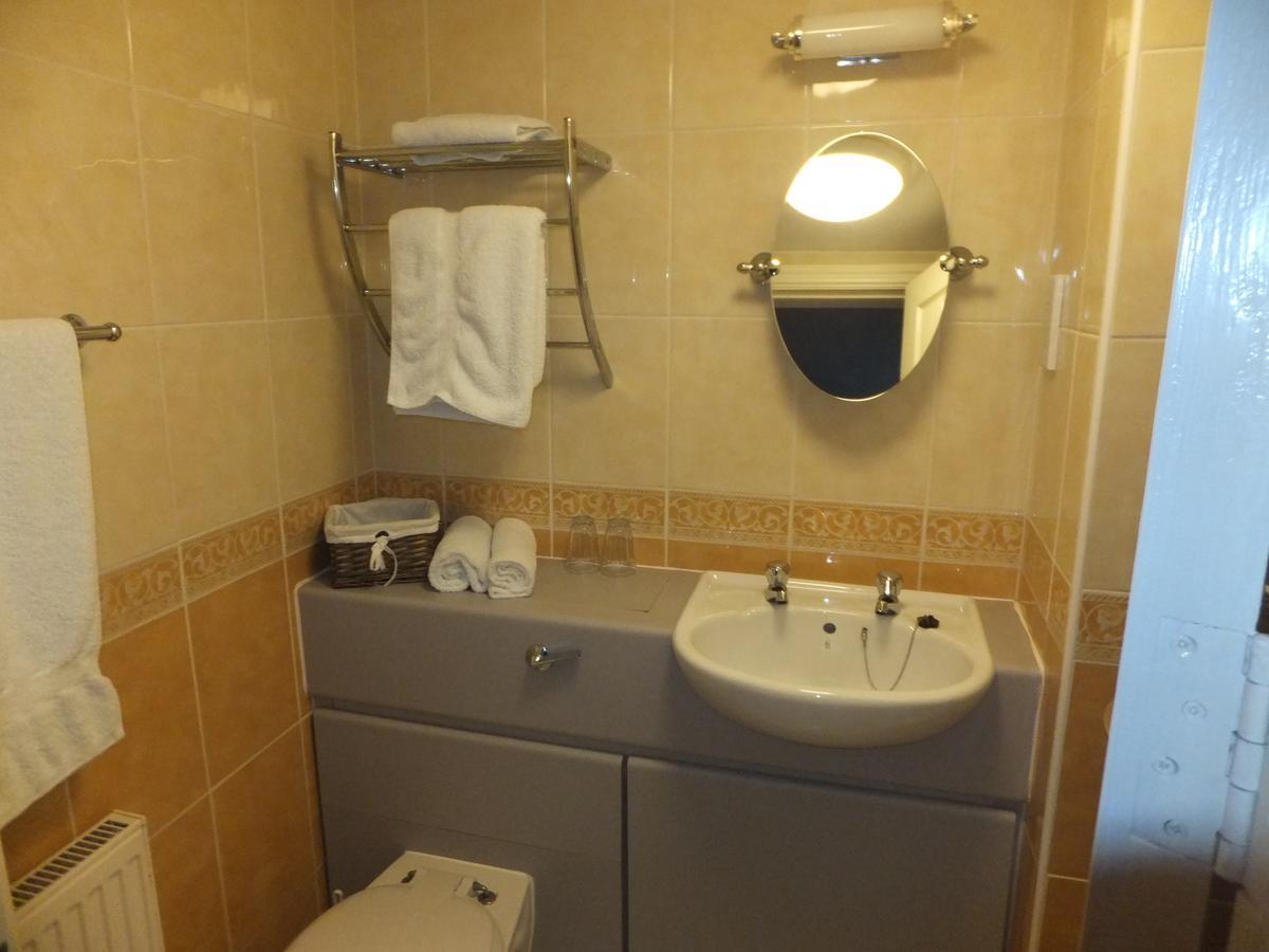 Red Lion Inn Little Budworth Esterno foto