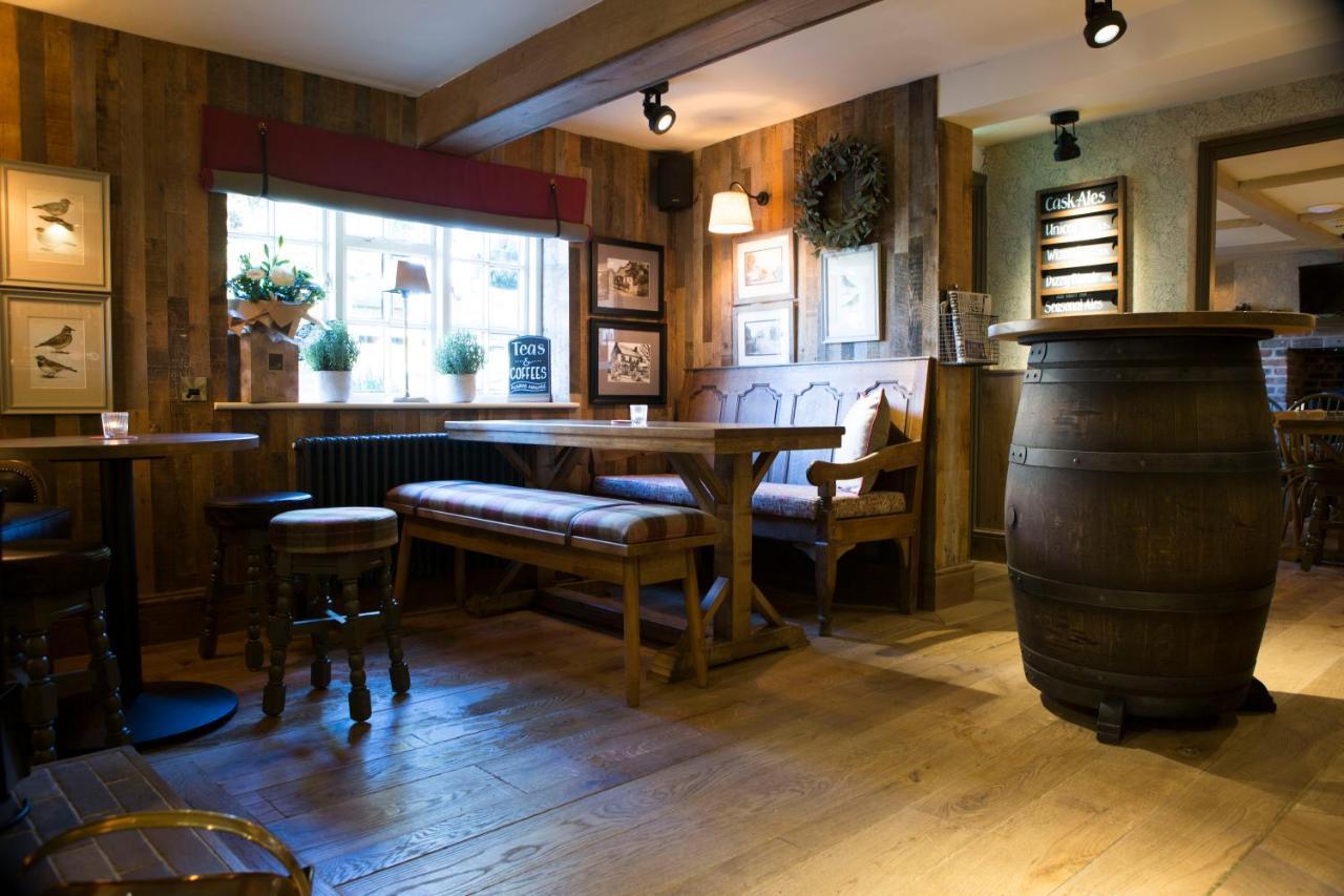 Red Lion Inn Little Budworth Esterno foto