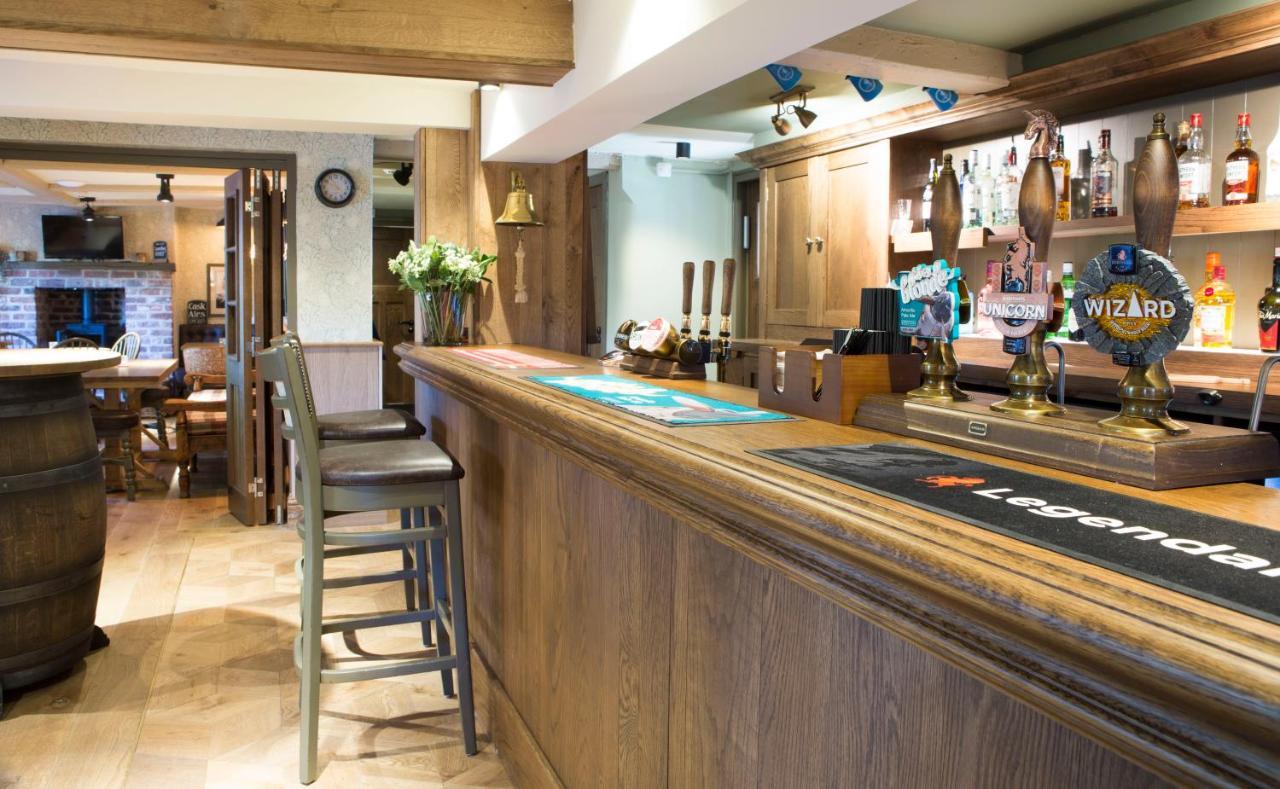 Red Lion Inn Little Budworth Esterno foto