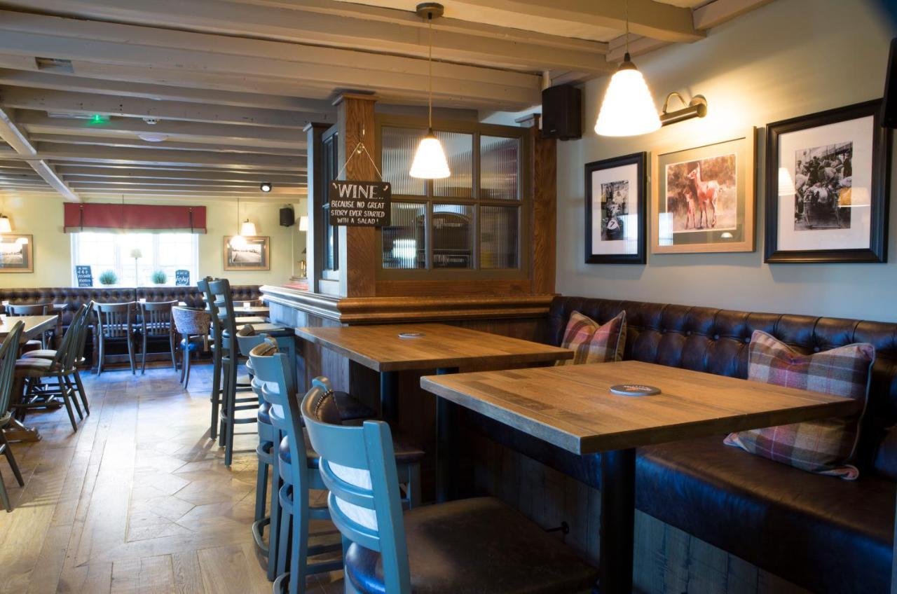 Red Lion Inn Little Budworth Esterno foto