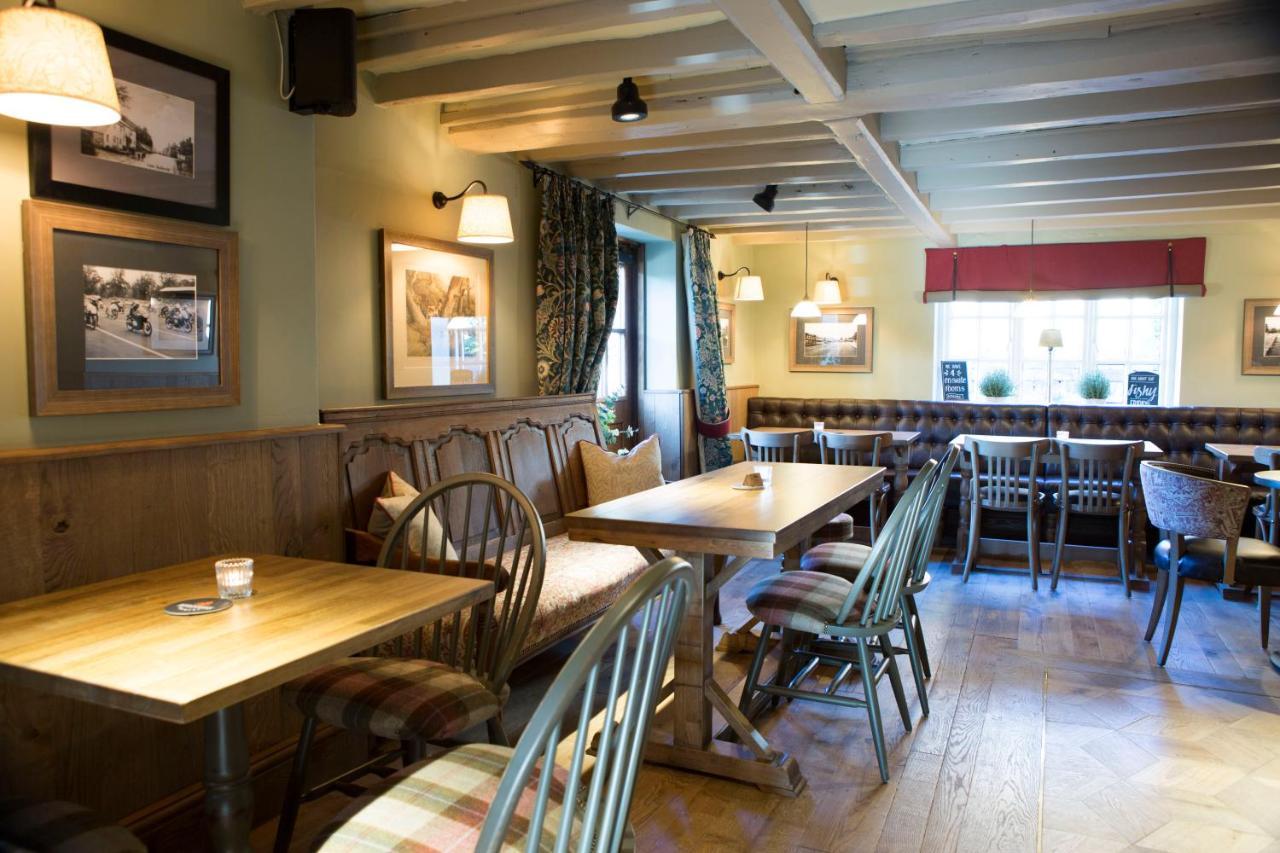 Red Lion Inn Little Budworth Esterno foto